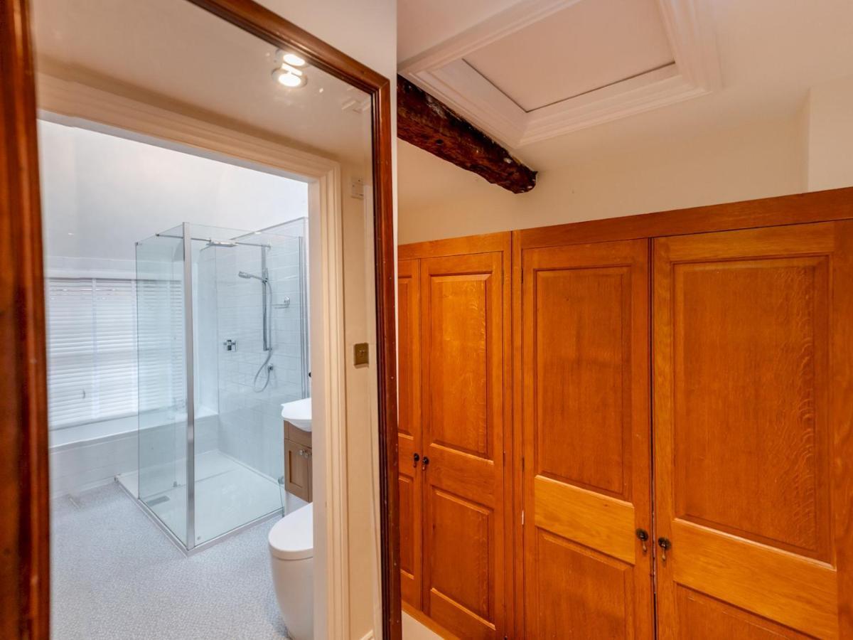 Pass The Keys Elegant And Stylish Townhouse Holiday home Ludlow