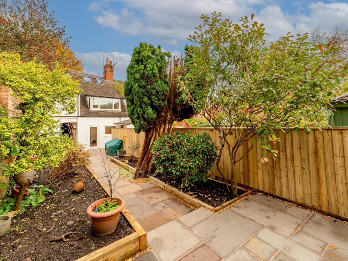 Pass The Keys Elegant And Stylish Townhouse Holiday home